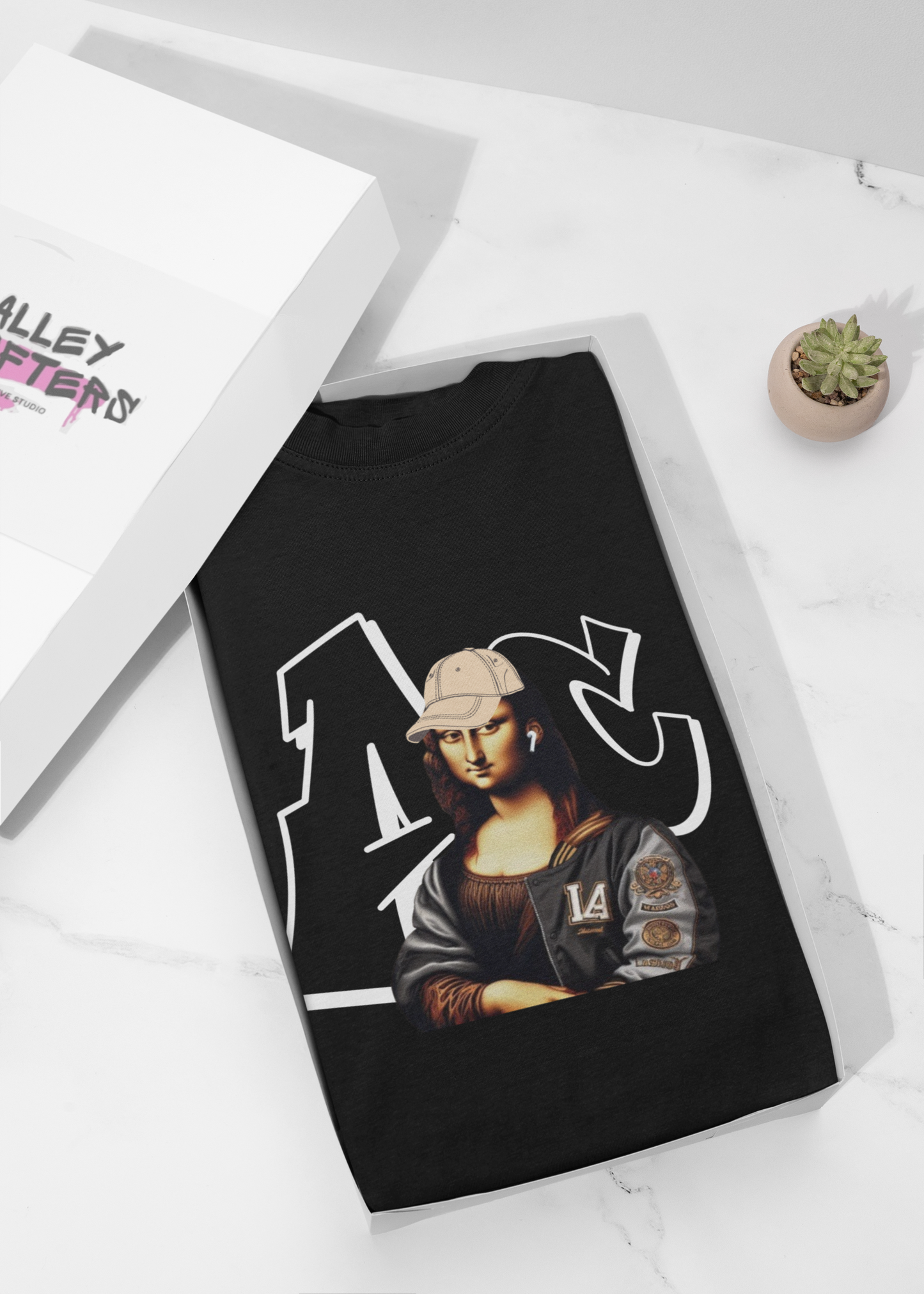 Streetwear Long Sleeve Tee featuring Mona Lisa