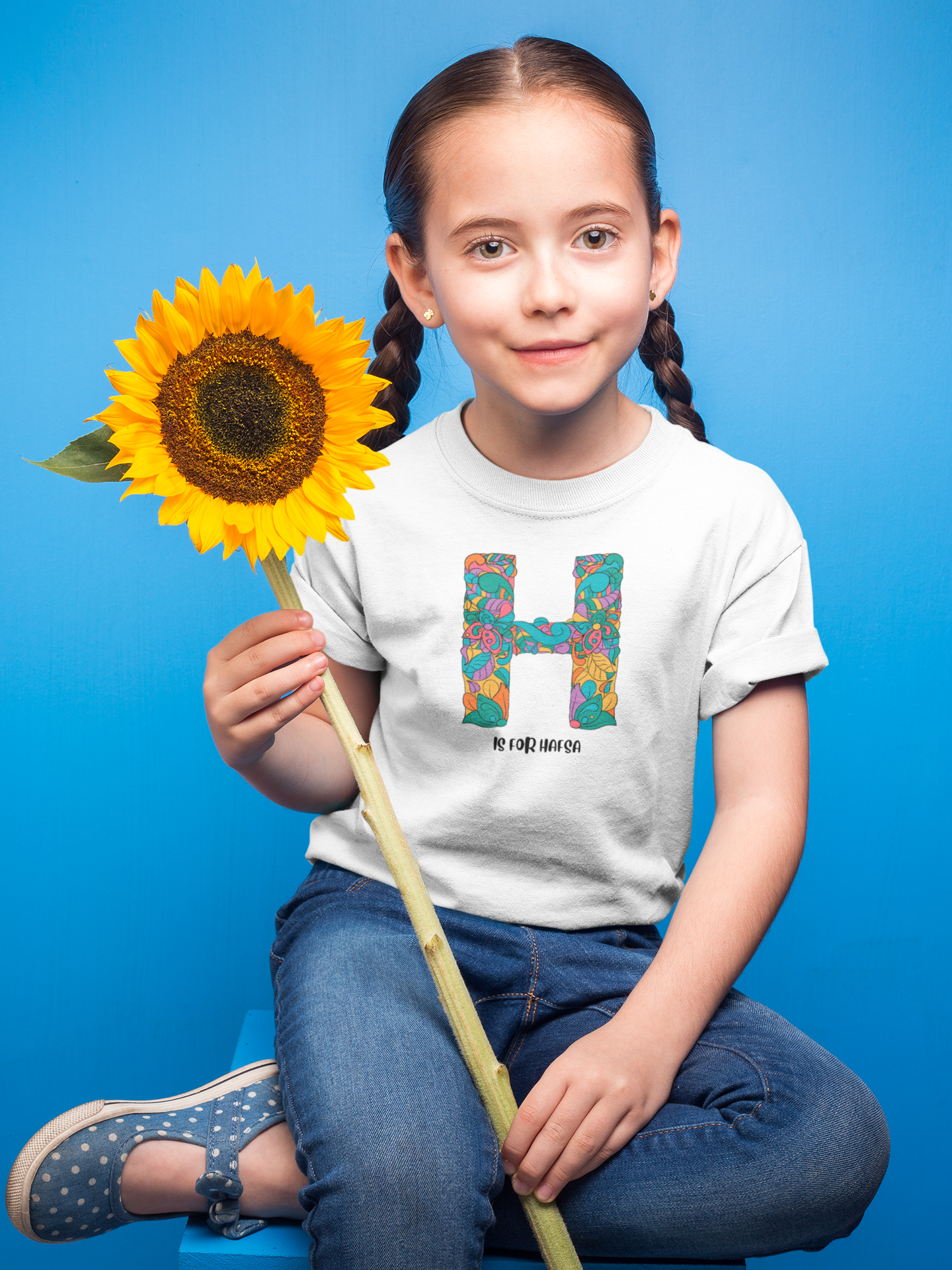Personalised Floral Alphabet Tee - Fun & Vibrant S Design for Creative Kids