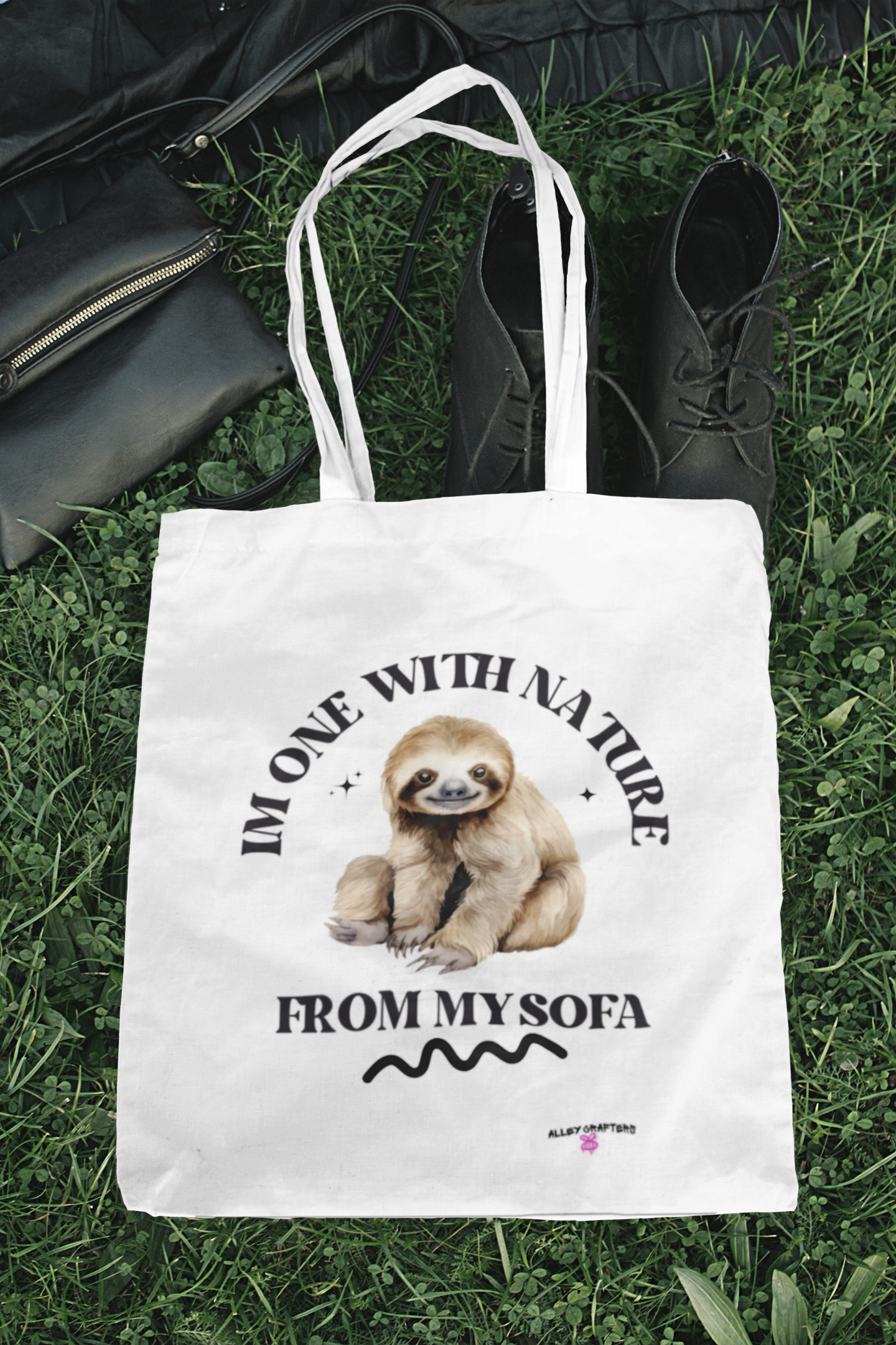 I'm One with Nature Sloth - Tote Bag
