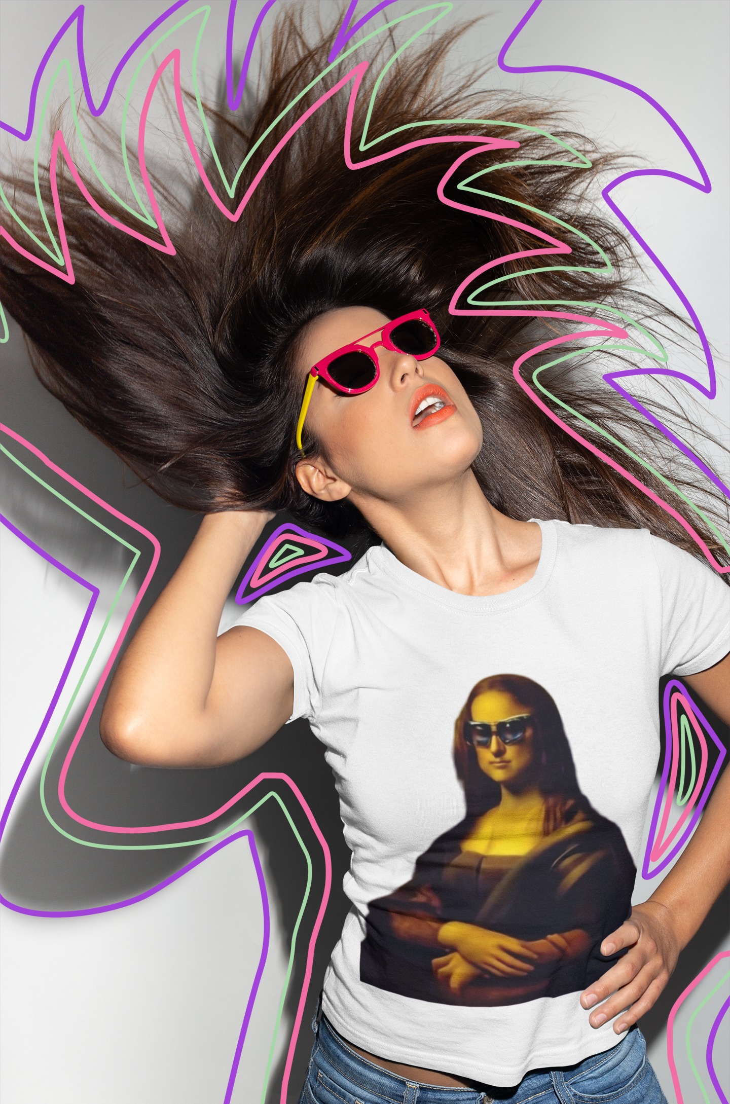Mona Lisa with Sunglasses T-Shirt