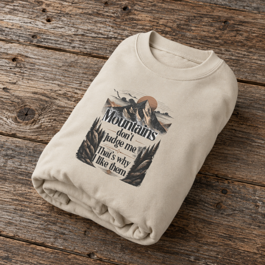 Sand crewneck sweatshirt with front mountain quote graphic print