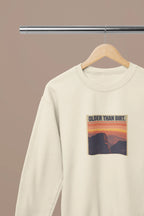 Sand crewneck sweatshirt with front graphic print